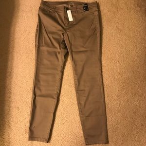 NY&Co Crosby pants NWT